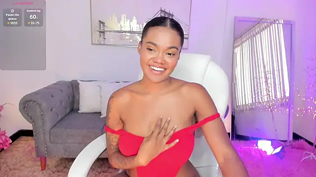 Snapshot of madisson_davon chatting on 01-14-25, 05:23 madisson davon online show from 01-14-25, 05:23