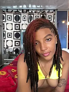 Snapshot of Lya-Kasandra chatting on 03-16-25, 08:32 Lya-Kasandra online show from 03-16-25, 08:32