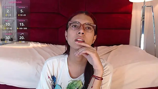 sara saenz99 online show from 01-26-25, 01:52