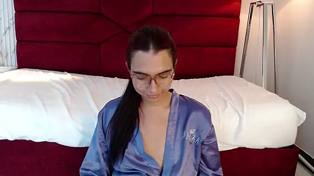 sara saenz99 online show from 02-01-25, 01:34