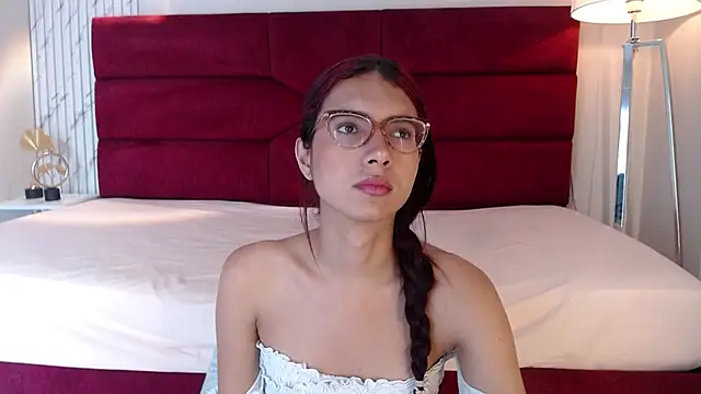 sara saenz99 online show from 02-21-25, 07:32