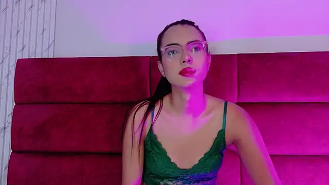 sara saenz99 online show from 12-03-25, 07:12