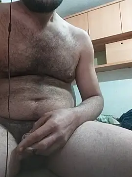 Snapshot of skrigul12 chatting on 02-15-26, 03:36 skrigul12 online show from 02-15-26, 03:36