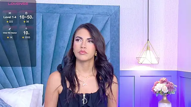 Snapshot of Camille_Torres chatting on 01-27-25, 12:05 Camille Torres online show from 01-27-25, 12:05