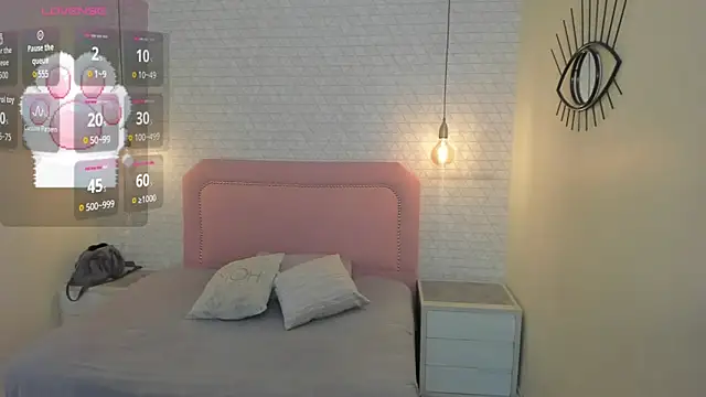 Kittytimberlake online show from 04-15-26, 01:07