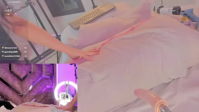 lili moonn online show from 01-09-25, 06:47