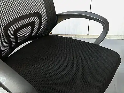 Snapshot of Destiny_Desire chatting on 10-19-25, 09:15 Destiny Desire online show from 10-19-25, 09:15