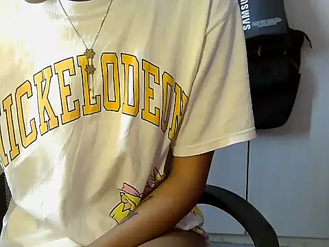 Snapshot of Destiny_Desire chatting on 11-16-25, 12:22 Destiny Desire online show from 11-16-25, 12:22