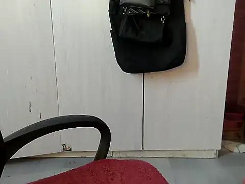 Snapshot of Destiny_Desire chatting on 11-23-25, 09:31 Destiny Desire online show from 11-23-25, 09:31