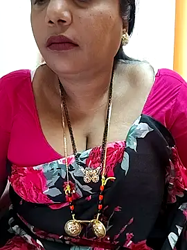 Snapshot of Swapna_143 chatting on 12-11-24, 05:10 Swapna 143 online show from 12-11-24, 05:10