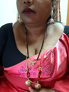 Snapshot of Swapna_143 chatting on 12-13-24, 04:49 Swapna 143 online show from 12-13-24, 04:49