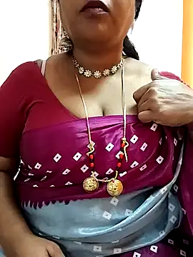 Snapshot of Swapna_143 chatting on 12-25-24, 05:58 Swapna 143 online show from 12-25-24, 05:58