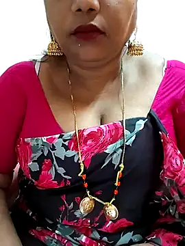 Snapshot of Swapna_143 chatting on 01-08-25, 03:08 Swapna 143 online show from 01-08-25, 03:08