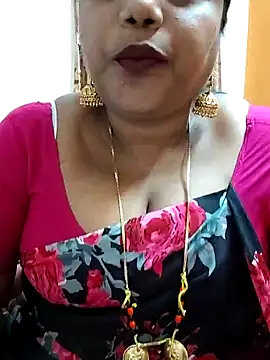 Snapshot of Swapna_143 chatting on 01-08-25, 04:54 Swapna 143 online show from 01-08-25, 04:54