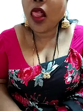 Snapshot of Swapna_143 chatting on 01-23-25, 02:44 Swapna 143 online show from 01-23-25, 02:44