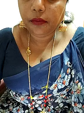 Snapshot of Swapna_143 chatting on 02-21-25, 03:01 Swapna 143 online show from 02-21-25, 03:01
