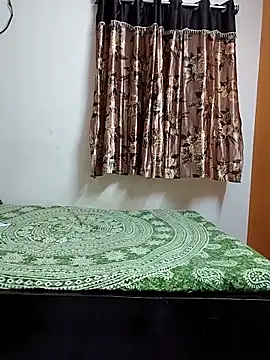 Snapshot of Swapna_143 chatting on 03-10-25, 05:39 Swapna 143 online show from 03-10-25, 05:39