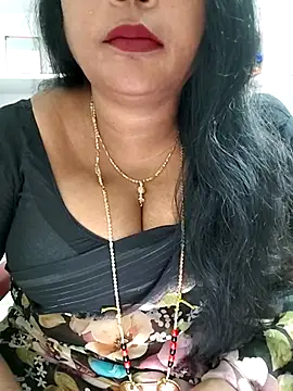 Snapshot of Swapna_143 chatting on 09-11-25, 02:55 Swapna 143 online show from 09-11-25, 02:55