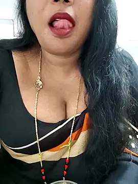 Snapshot of Swapna_143 chatting on 09-13-25, 03:06 Swapna 143 online show from 09-13-25, 03:06