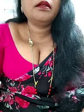 Snapshot of Swapna_143 chatting on 09-21-25, 02:46 Swapna 143 online show from 09-21-25, 02:46