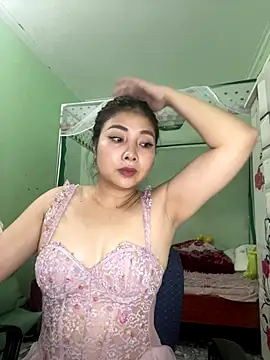 Snapshot of MiMi_0293 chatting on 11-08-25, 03:01 MiMi 0293 online show from 11-08-25, 03:01