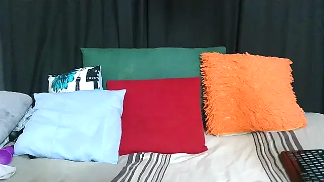 DIRTYTALKINQUEEN online show from 02-14-25, 09:32