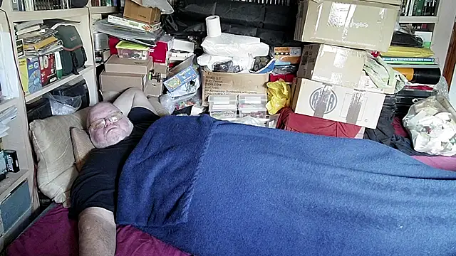 hadeszeuss2 online show from 02-07-25, 02:15