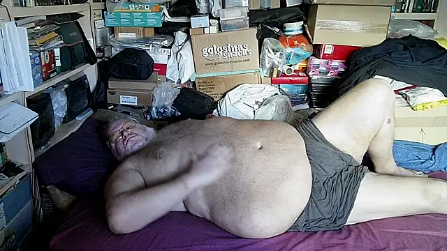 hadeszeuss2 online show from 11-18-25, 03:27