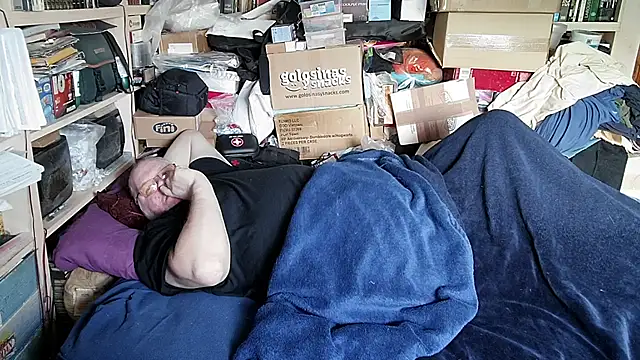 hadeszeuss2 online show from 03-12-26, 02:56