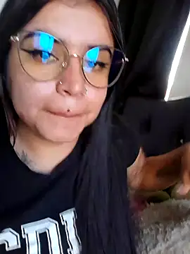 Snapshot of Devilsweet17 chatting on 02-01-25, 09:08 Devilsweet17 online show from 02-01-25, 09:08