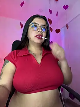 Snapshot of Devilsweet17 chatting on 02-14-25, 12:09 Devilsweet17 online show from 02-14-25, 12:09