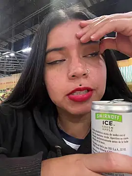 Snapshot of Devilsweet17 chatting on 03-23-25, 12:15 Devilsweet17 online show from 03-23-25, 12:15