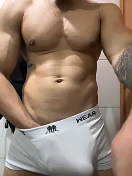 Lb20gostoso online show from 10-02-25, 04:30