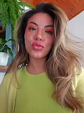 Karen San Miguel online show from 11-04-25, 07:13