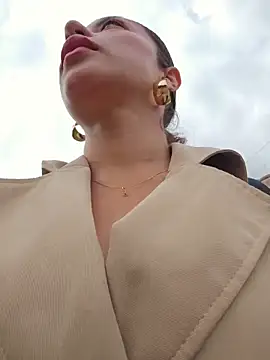 Karen San Miguel online show from 03-27-26, 07:57