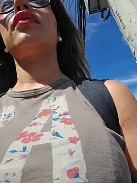 Karen San Miguel online show from 04-01-26, 07:44