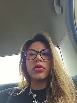 Snapshot of Karen_San_Miguel chatting on 05-26-26, 02:35 Karen San Miguel online show from 05-26-26, 02:35