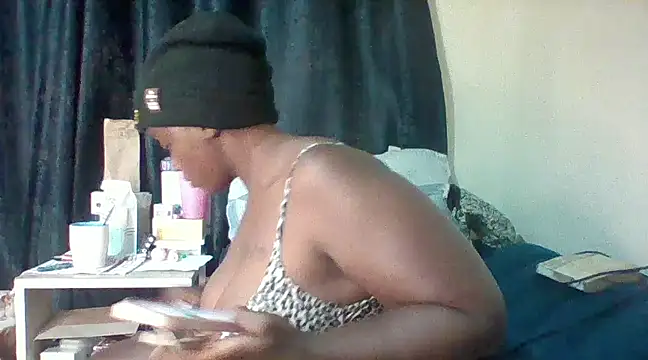 Snapshot of Nish_Darling_ chatting on 01-15-25, 11:53 Nish Darling online show from 01-15-25, 11:53