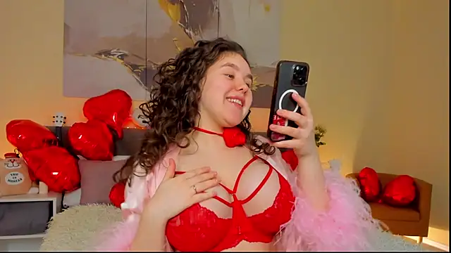 Snapshot of Ariella_Sol chatting on 02-10-25, 01:03 Ariella Sol online show from 02-10-25, 01:03