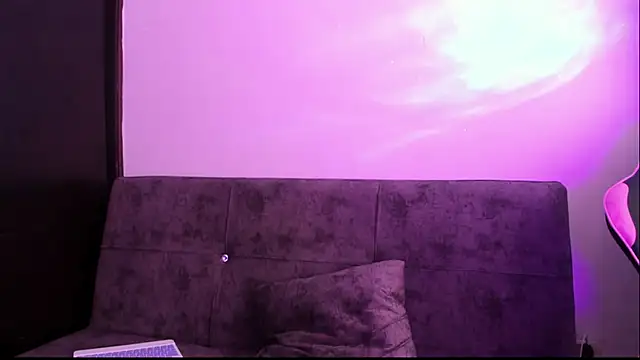 Tender lia online show from 11-20-25, 03:34