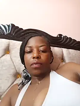 Snapshot of pretty-eyes23 chatting on 12-16-24, 07:04 pretty-eyes23 online show from 12-16-24, 07:04