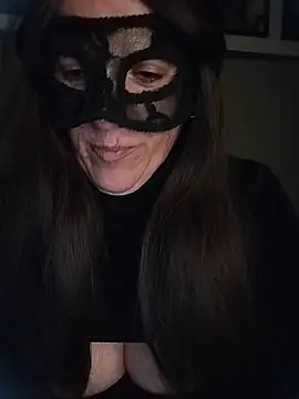 Snapshot of 23Milly chatting on 01-13-25, 02:00 23Milly online show from 01-13-25, 02:00