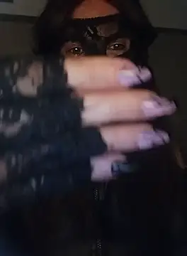 Snapshot of 23Milly chatting on 09-24-25, 07:33 23Milly online show from 09-24-25, 07:33