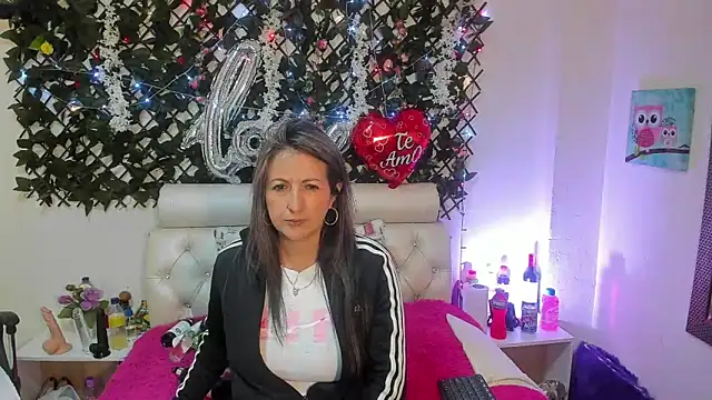 any mour online show from 03-10-25, 03:20