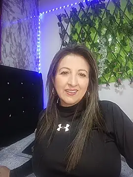 any mour online show from 11-11-25, 04:18