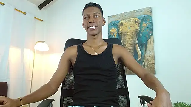 maiki18  online show from 10-31-25, 08:54