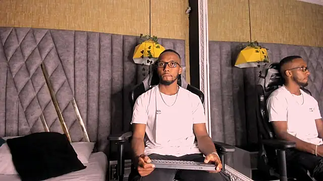 JamesParck online show from 04-10-26, 10:36