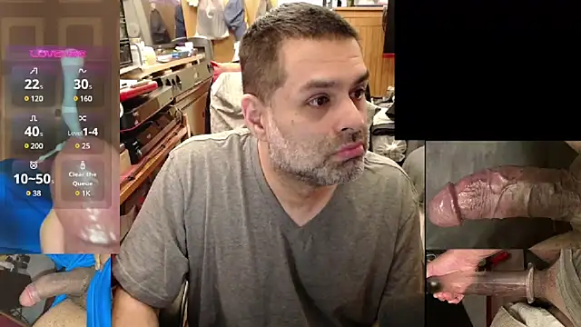 Snapshot of ClampMaster chatting on 01-23-25, 04:59 ClampMaster online show from 01-23-25, 04:59