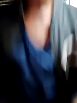 Snapshot of rayhan085 chatting on 12-27-24, 08:45 rayhan085 online show from 12-27-24, 08:45