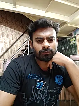 Snapshot of rayhan085 chatting on 09-15-25, 11:43 rayhan085 online show from 09-15-25, 11:43